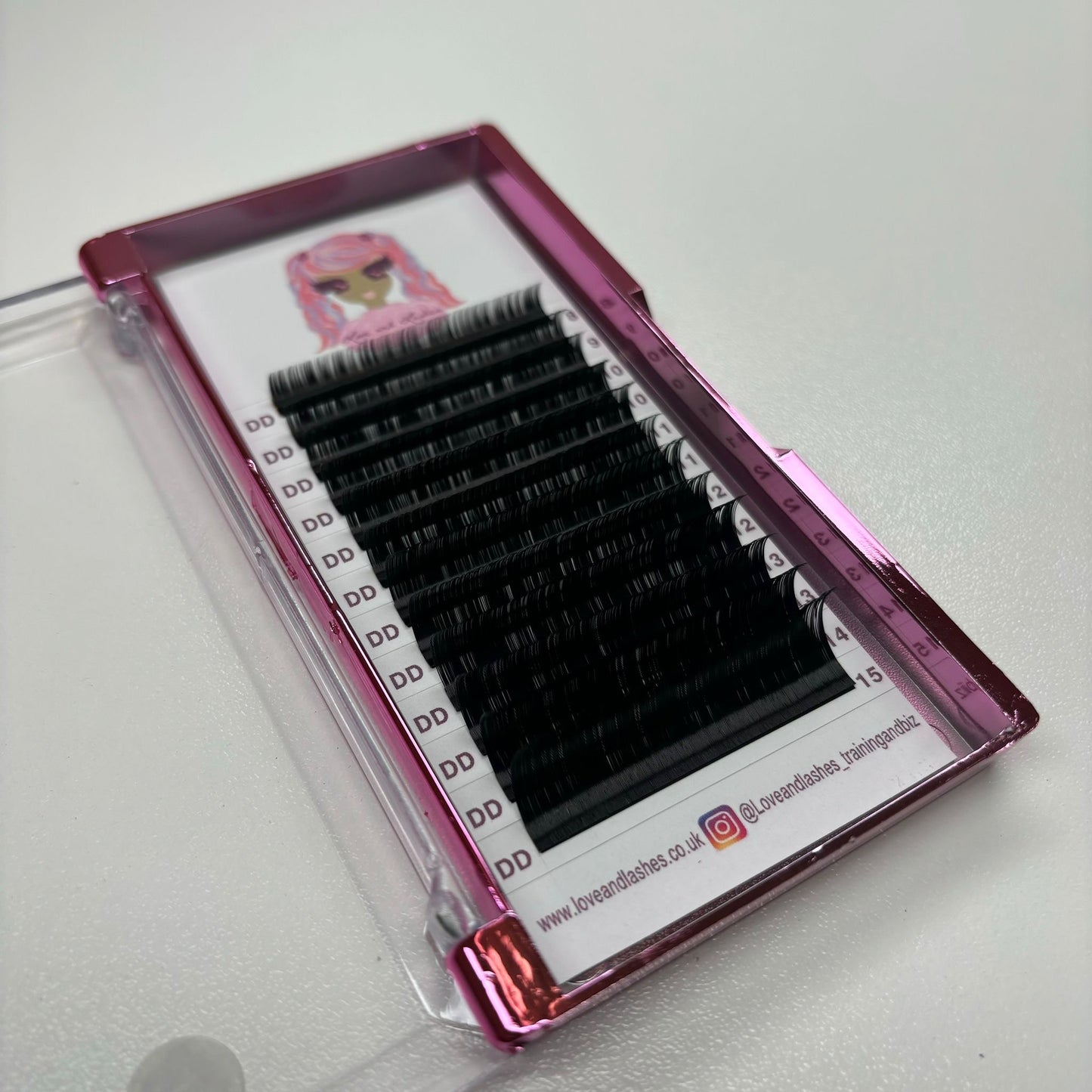 0.05 Quick Fans, Easy Fanning Volume Lashes