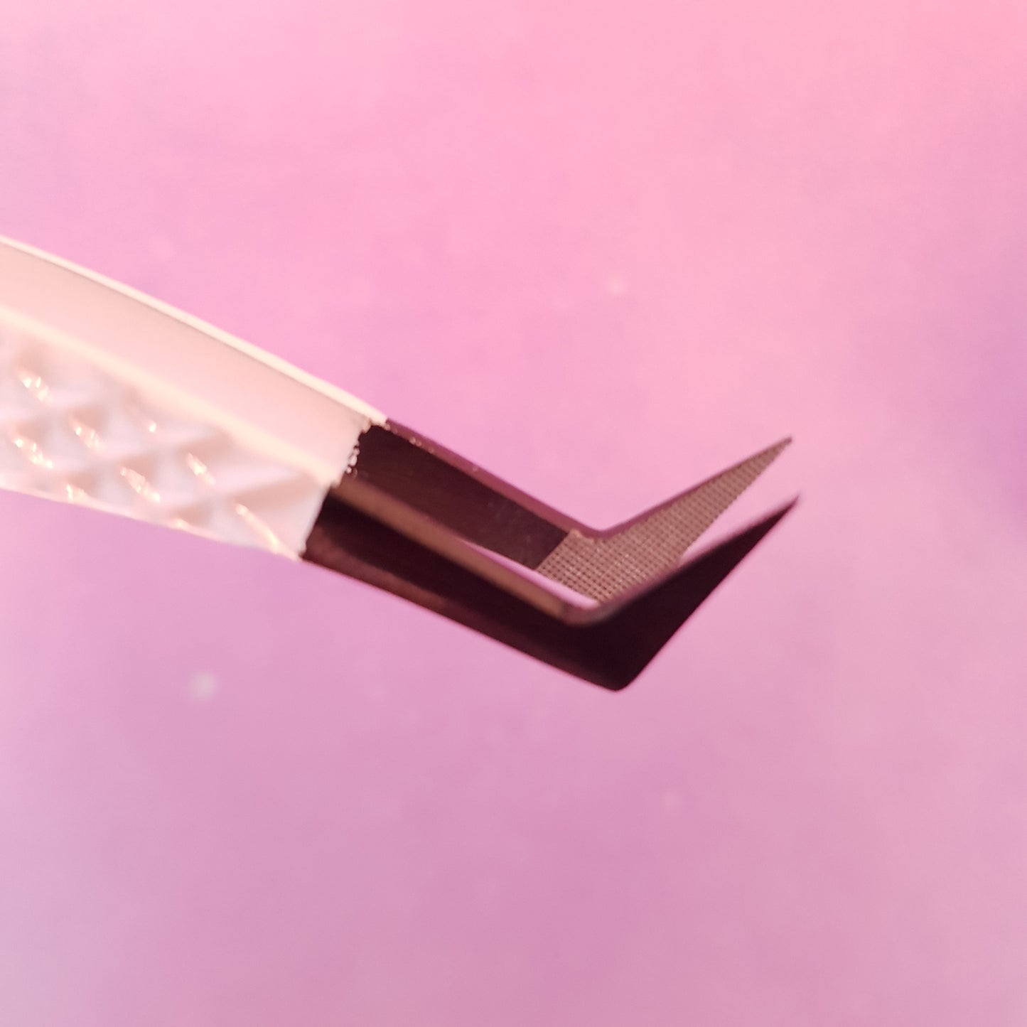 Fierce fibre tip boot tweezer